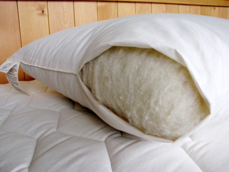 Wool Bed Pillow Detail Batting