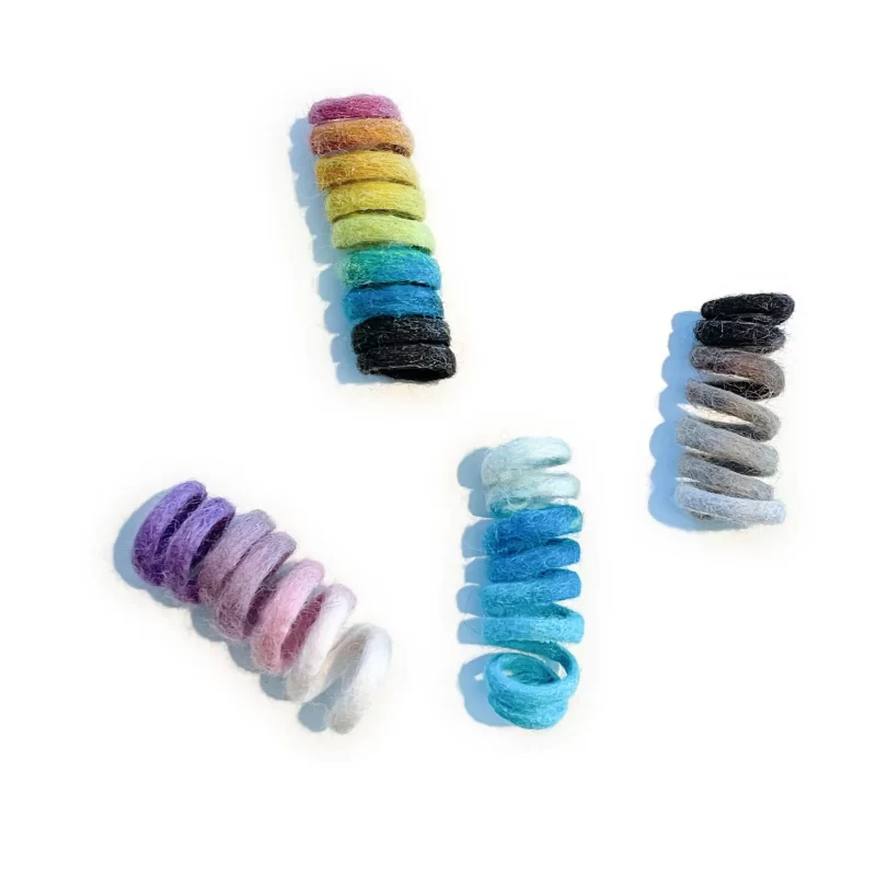Wool Spring Toy for Cats - Eco-Friendly Cat Toy